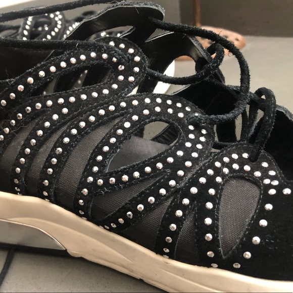 Liu Jo Shoes - Liu Jo-Ankle lace platform sneakers w/ rhinestones